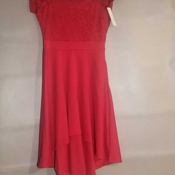 Formal off the shoulder hi low lace top dress - Picture 2 of 3